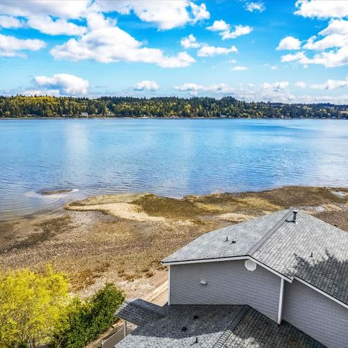 4c763b8d 1776 4d dyWHm homerunner