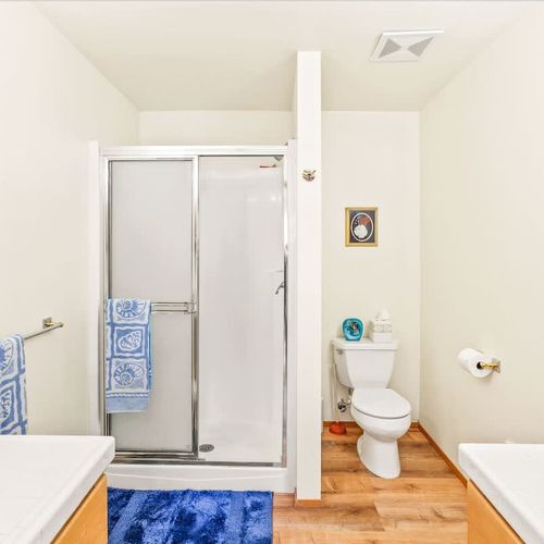 9e03f5c3 580c 4c XvtWR homerunner