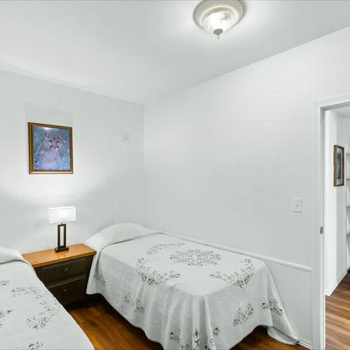 133a29c2 adbc 4d 0T57F homerunner