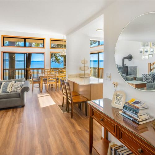 e442f2a2 61cc 4d xeCUu homerunner