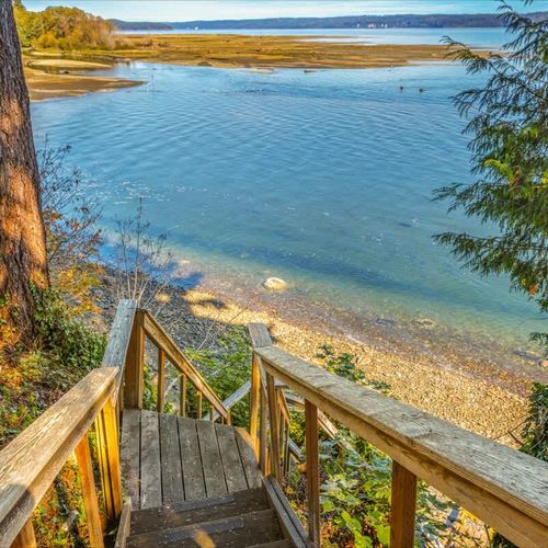 f5f92f7e 9056 45 lVY0 homerunner