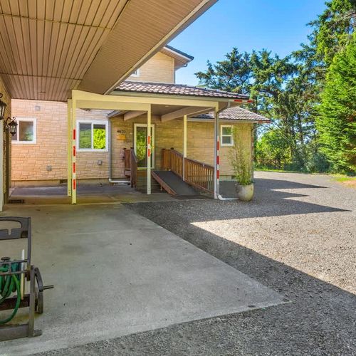 16204ec6 bd7f 41 Zpon0 homerunner