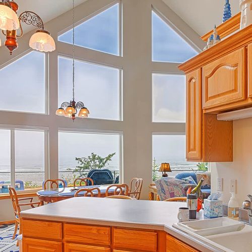 a4ef587b d222 40 8ysrK homerunner