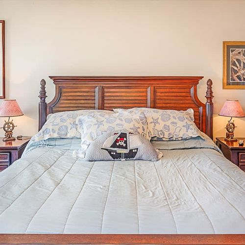 c01659d3 243e 4d lT9LF homerunner