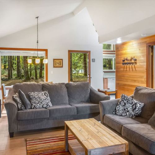 165e91a8 e3b7 45 j2 Wl homerunner