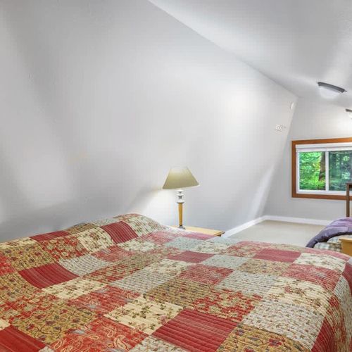 2ad89bc9 3e79 45 6GjVa homerunner