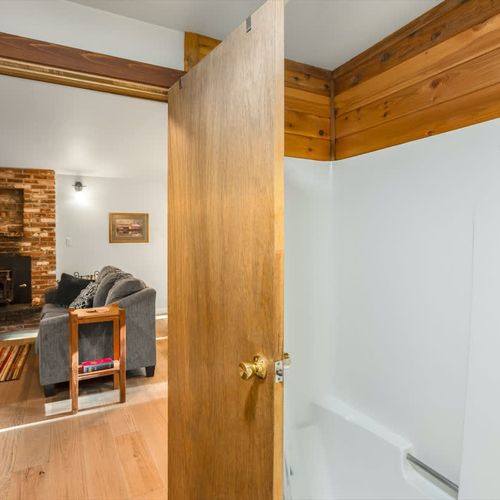 f668f837 9032 44 HdmXX homerunner