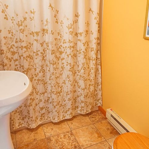 ec6f6cb9 d7f1 41 4o5E homerunner