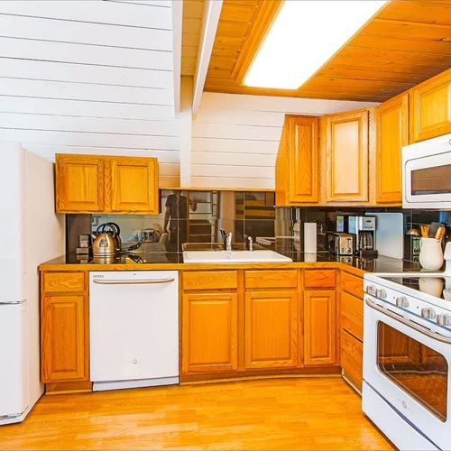 202a0eb6 4084 44 fIA1k homerunner