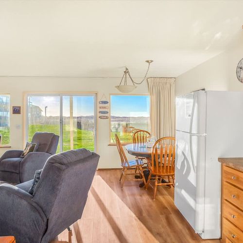 7e8e0dcf 651e 4c ZZIie homerunner