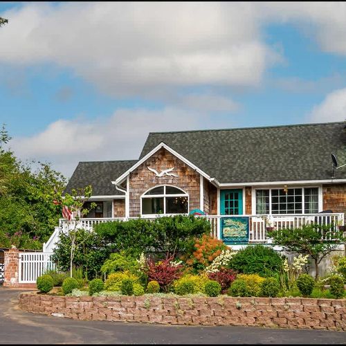 2112a19a 65e5 43 QMpBY homerunner