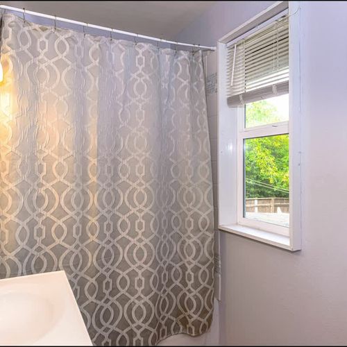 49e49fec 5c40 4b D38ho homerunner