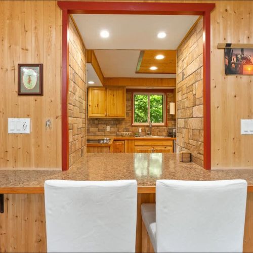 0f527e54 41af 4b uMRhj homerunner