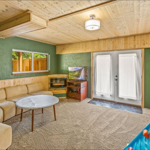 45ccebff cc33 4d 95aj7 homerunner