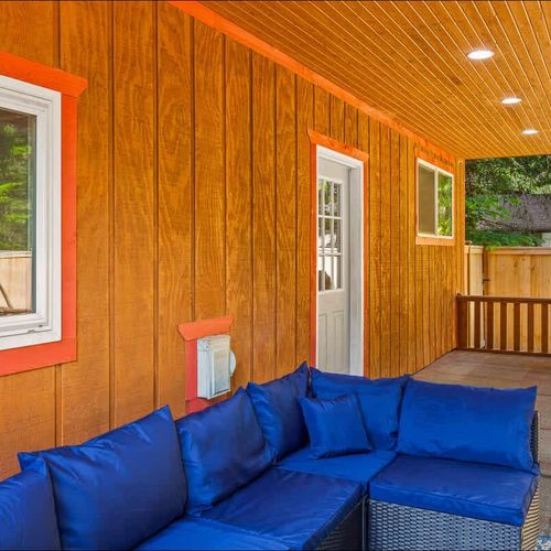 8a2a6d25 b978 4e OKtZ5 homerunner