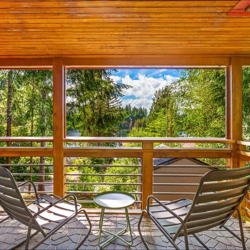 d3cf8b85 ec0a 43 egLP homerunner