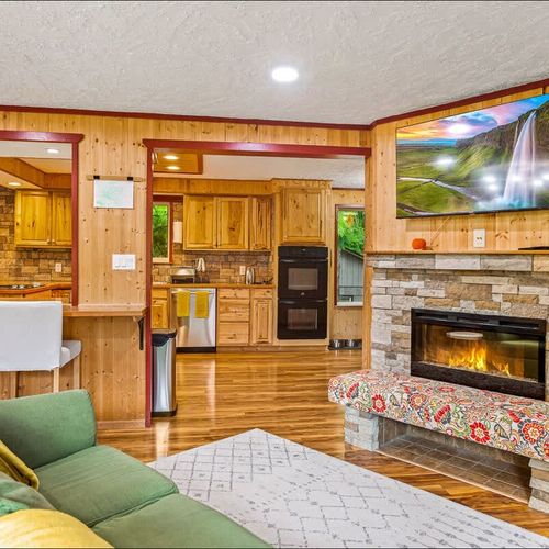 d4087f07 fac6 4a M6Ne4 homerunner