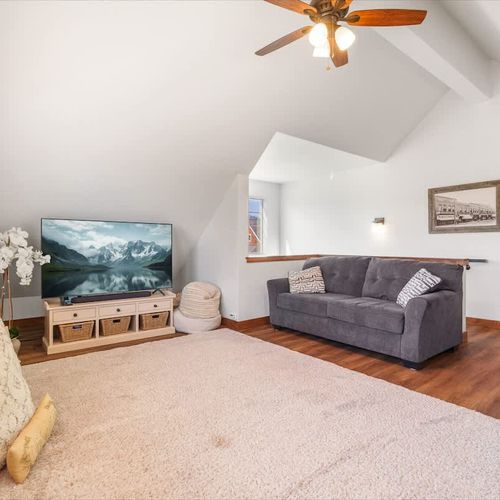 13837c54 d4f1 44 GXhKb homerunner