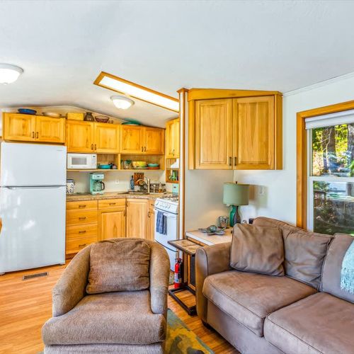 53c765bf 3cff 43 YzI1h homerunner