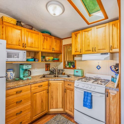 8a89d03a 8a4f 47 C yWc homerunner