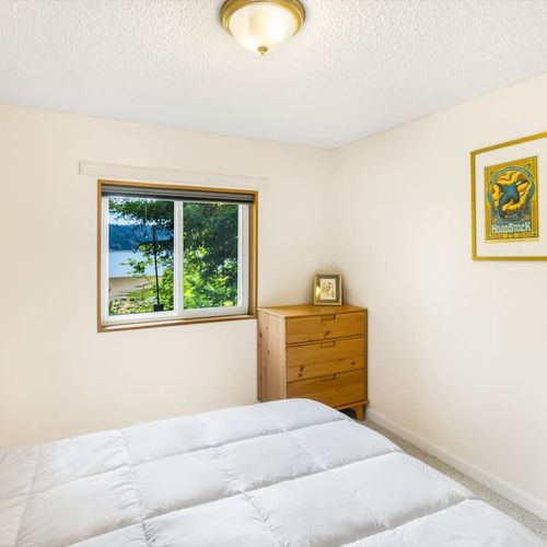 1e4f6115 9a44 43 iyEp0 homerunner