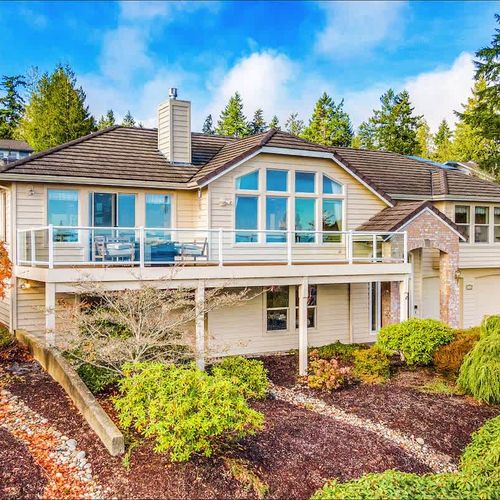 7d8263e1 d66e 49 61 46 homerunner