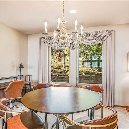 b71badc2 0a09 44 w8Xp5 homerunner