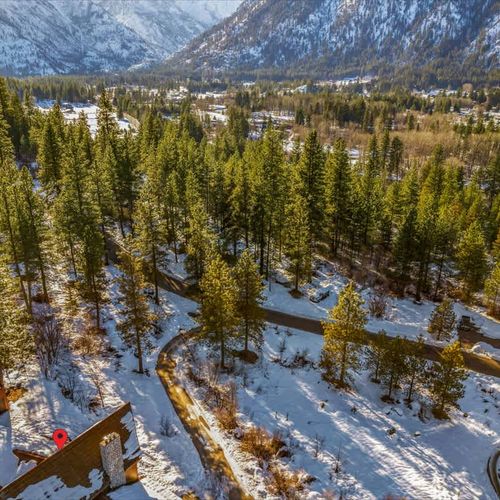 b05290cb eeaa 43 HySmn homerunner