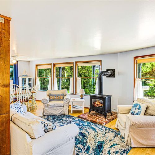 ead75929 42b0 4b TArS9 homerunner