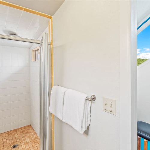 60683461 4d24 49 FDk3b homerunner