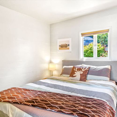 69ae4a7e cbb9 4e jgibK homerunner