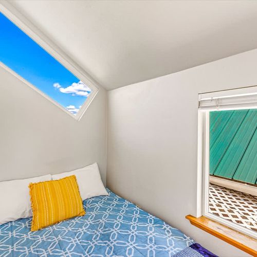 bc501752 4c6f 4a NERVs homerunner