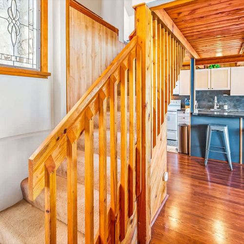 c277a5b3 2cde 4d zBoHL homerunner