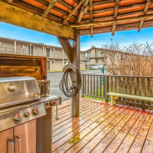 6512ec14 74ad 4e Ijeu1 homerunner