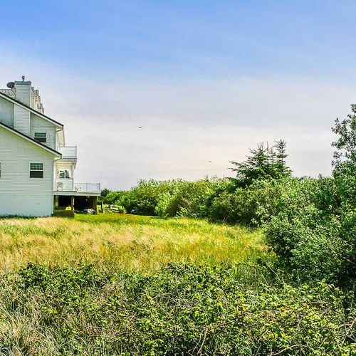 222795c9 891a 43 MIj8q homerunner