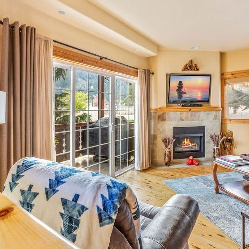 07f5af1c e8af 4b 3f5ct homerunner