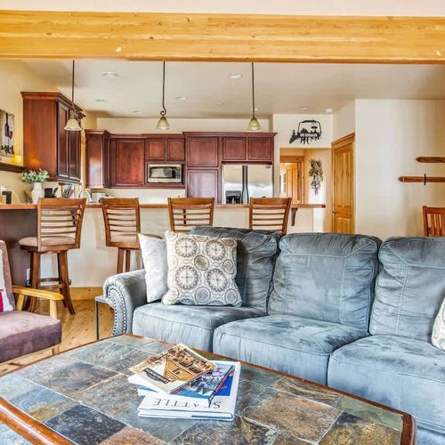 cab7b317 5e5a 40 quK5A homerunner