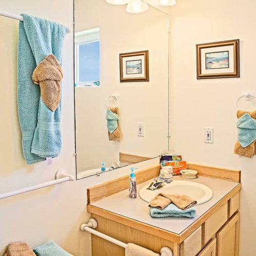 46530ce0 f20b 4d q3cnF homerunner