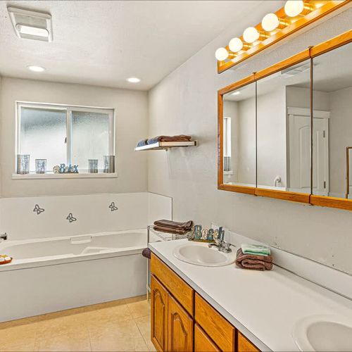 4290a9be 1d04 43 gouMf homerunner