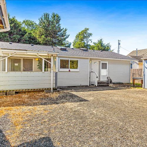 925c015d e4dd 4f E1hBP homerunner