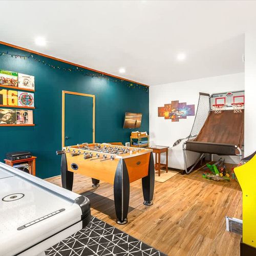 358d023f b10b 4d 381lu homerunner