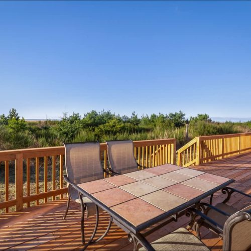 525bd77b 9fef 40 F8mV7 homerunner