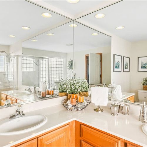 edadfebf 0395 4f jcr9W homerunner