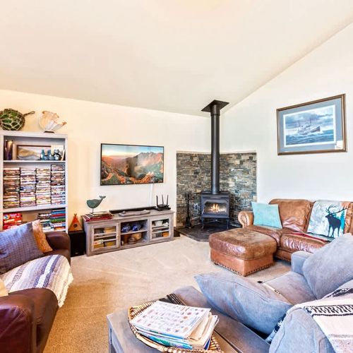 792a3e14 8702 49 Agtj7 homerunner