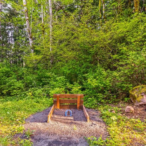 83b2dde8 5bc5 40 ETt1t homerunner