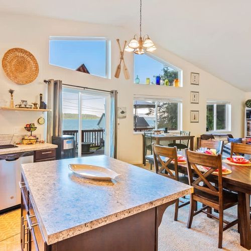 bdd77d8f 886f 49 cMHi2 homerunner