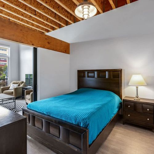 2c6a7088 117c 4e wfRAJ homerunner