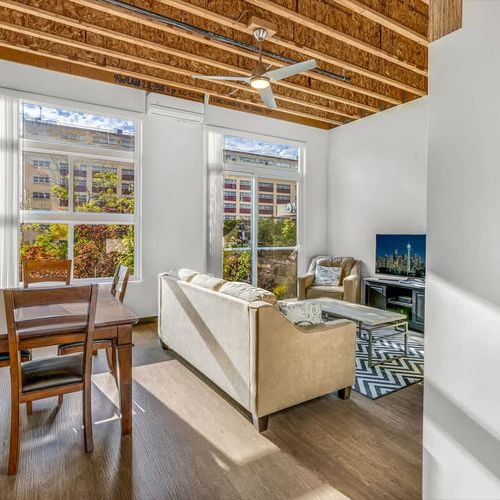 d1758022 07a7 42 4EVGS homerunner