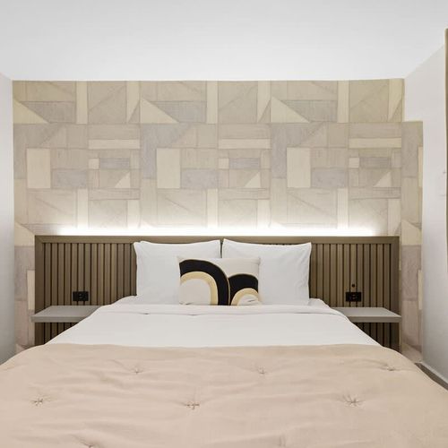 Soft accent pillows provide a stylish and comfortable touch.