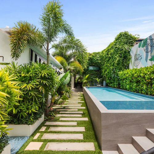 565b8f05 87e3 4f 5pA85 homerunner